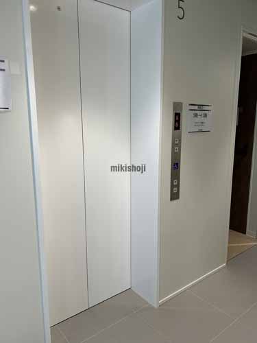 渋谷のコエル渋谷青山通り エレベーターホール1