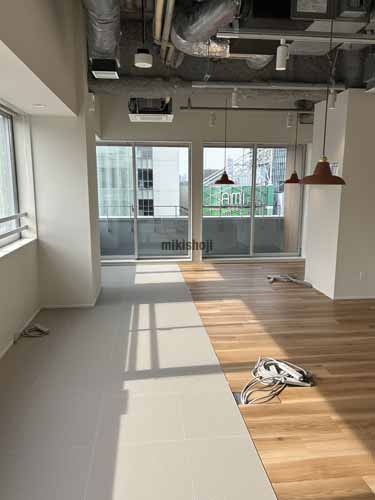 渋谷のコエル渋谷青山通り 貸室内1