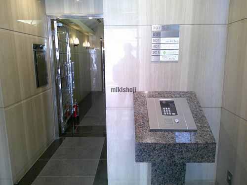 ＬＡ　ＣＩＴＹ　麻布十番　ＣＥＬＥＳＴＥ エントランス2