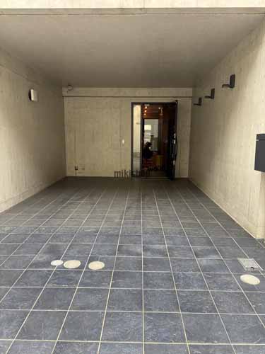 三番町一棟ビルＥＡＳＴ エントランス1