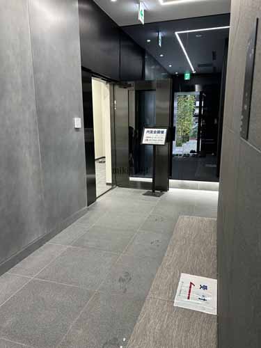 ＮＯＩＲ　ＡＫＡＳＡＫＡ　ＢＬＤＧ エントランス1