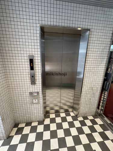 渋谷ダイヤモンドビル エレベーターホール1