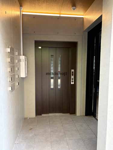 Ｒｏｏｔ　Ｂｕｉｌｄｉｎｇ エレベーターホール1