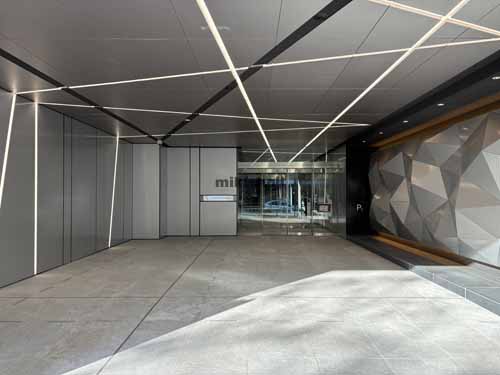 ＣＯＬＯＲ・ＵＳ秋葉原 エントランス1