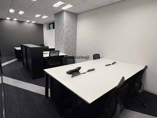 ＣＯＬＯＲ・ＵＳ秋葉原 セットアップ室内2