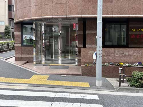 湯島の東西産業貿易(株)旧本社ビル（仮称） エントランス2