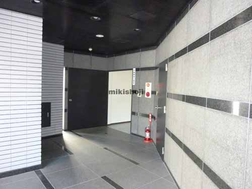 加藤ビル エントランス2