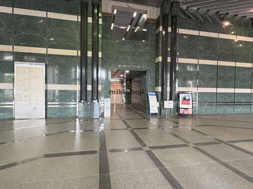 中央区の千葉ポートスクエア エントランス3