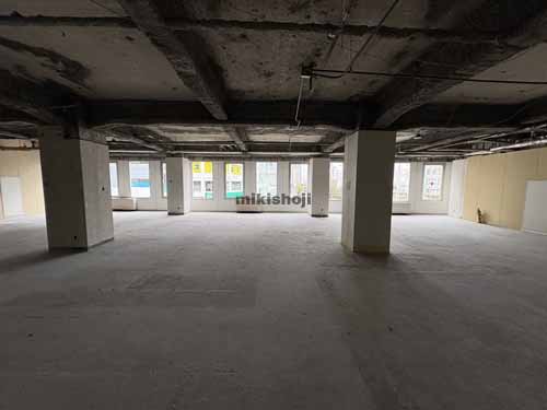 中央区の塚本千葉第３ビル 貸室内1