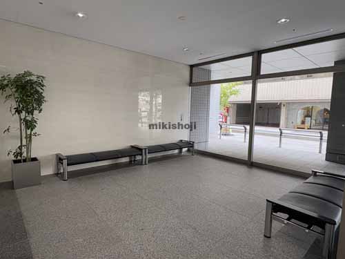 ＩＭＩ未来ビル エントランス3