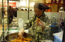 デパ地下激戦区で勝ち残る、販売員の意気込み